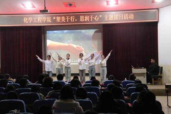 图示, 示意图
中度可信度描述已自动生成:ver1